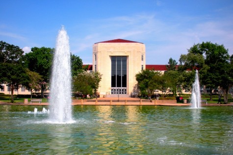 College Application Guide: University of Houston