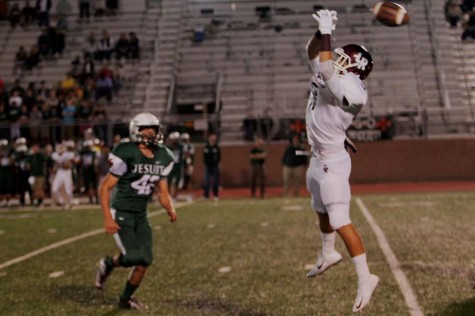 Victory over Strake extends undefeated district record