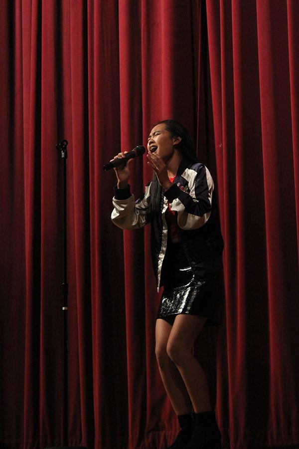 Sincere Huang delivers a passionate performance of Adeles All I Ask. Coffee House provides a more intimate and relaxed atmosphere than a typical concert.