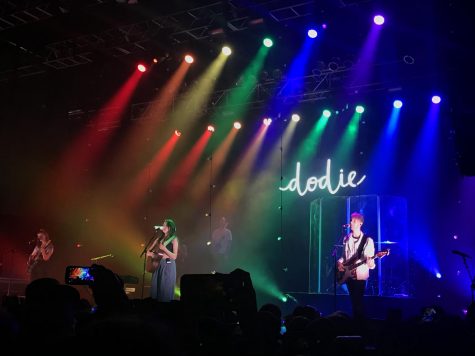 Dodie Clark uses her tour as a space of acceptance and positivity. 