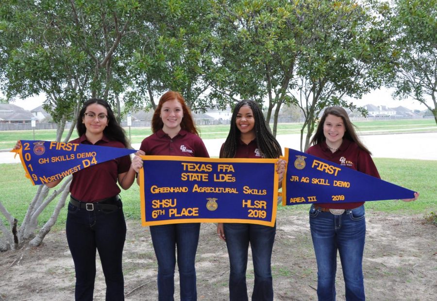 Greenhand FFA skills team with their 6th place award flags