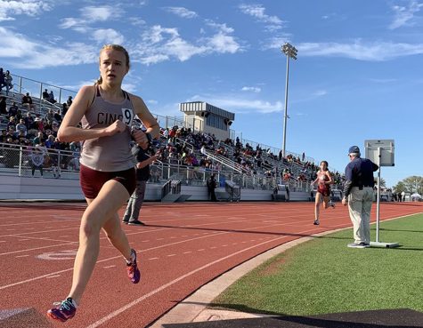 Junior Heidi Nielson runs at the Bubba Fife track and field meet Feb. 29. The Fife Meet was Nielsons second competition since recovering from her injury last fall. Nielson won the indoor mile at the University of Arkansas Qualifier.