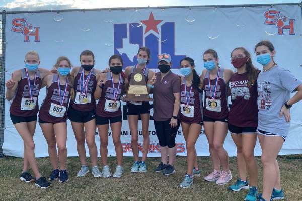 Girls Cross Country Competes in State Championship